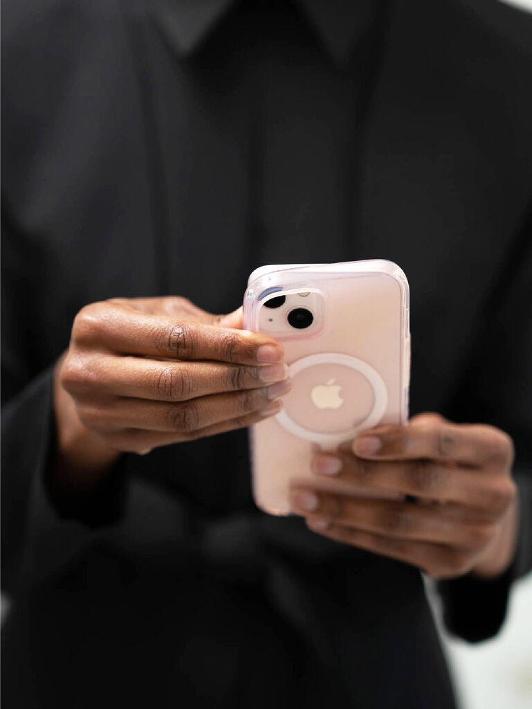 Carve Pink Case with MagSafe for iPhone 14 Plus, , large